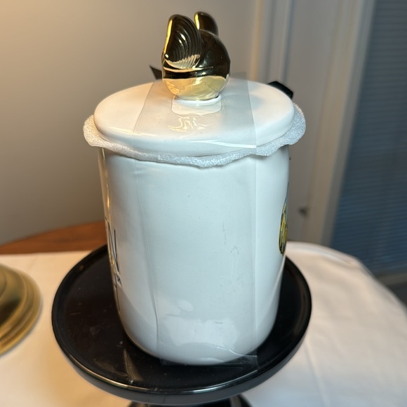 Rae Dunn The Golden Snitch coffee/tea mug - Picture 7 of 8